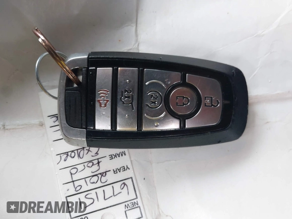 2019 Ford Explorer XLT с VIN 1FM5K8D86KGA81851, выставлен на аукционе IAAI как лот 42300021 с пробегом 54 486 миль миль и . История ставок и продаж доступна на DreamBid. Изображение 11.