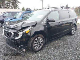 2016 Kia Sedona EX with VIN KNDMC5C11G6160910, listed as a IAAI auction lot 40905404 with 105,523 mi miles. Bid and sale history available at carsss.com. Image 17.