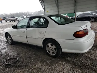 2005 Chevrolet Classic with VIN 1G1ND52F25M204798, listed as a Copart auction lot 42432025 with 155,968 mi miles and Salvage Title. Bid and sale history available at carsss.com. Image 2.