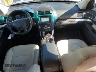 2019 Ford Explorer Limited z VIN 1FM5K7FHXKGA77289, wystawiony jako Copart lot #54759465 z przebiegiem 68 585 mil mil oraz Szkoda całkowita • Salvage title. Historia ofert i sprzedaży dostępna na DreamBid. Obrazek 8.