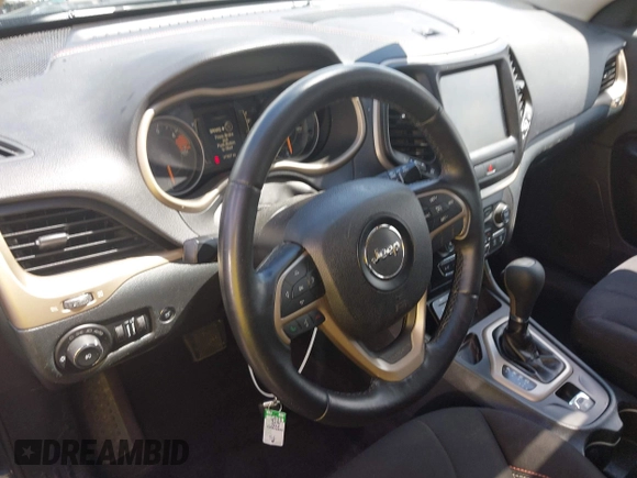 2016 Jeep Cherokee Latitude with VIN 1C4PJLCBXGW284156, listed as a IAAI auction lot 42264152 with 117,327 mi miles and . Bid and sale history available at DreamBid. Image 17.