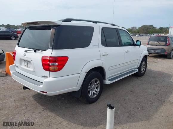 2004 Toyota Sequoia Limited with VIN 5TDZT38A04S236082, listed as a IAAI auction lot 41598592 with 104,042 mi miles. Bid and sale history available at carsss.com. Image 4.