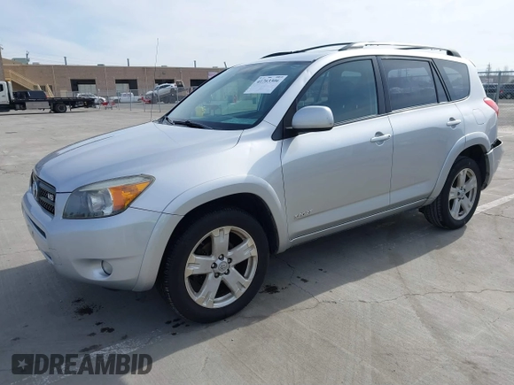 2006 Toyota RAV4 Sport with VIN JTMZK32V666001770, listed as a IAAI auction lot 41763306 with 195,448 mi miles. Bid and sale history available at carsss.com. Image 2.