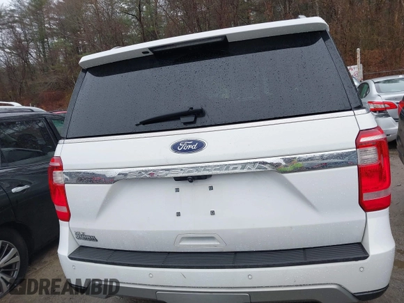 2019 Ford Expedition XLT with VIN 1FMJU1JT0KEA84331, listed as a IAAI auction lot 41800516 with 41,282 mi miles. Bid and sale history available at carsss.com. Image 17.