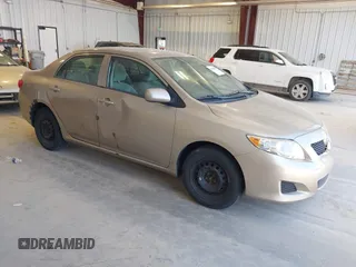 2010 Toyota Corolla z VIN 1NXBU4EE6AZ208804, wystawiony jako IAAI lot #42408801 z przebiegiem 403 072 mil mil oraz . Historia ofert i sprzedaży dostępna na DreamBid. Obrazek 1.