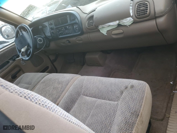 1998 Dodge Ram 1500 with VIN 3B7HC16Y5WM295325, listed as a Copart auction lot 88844355 with 136,378 mi miles and Salvage Title. Bid and sale history available at carsss.com. Image 8.
