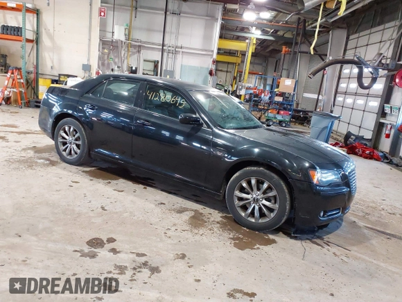 2014 Chrysler 300 with VIN 2C3CCAGG9EH273653, listed as a IAAI auction lot 41280645 with 82,125 mi miles. Bid and sale history available at carsss.com. Image 1.