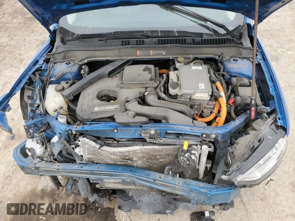 2020 Ford Fusion SE with VIN 3FA6P0LUXLR170087, listed as a Copart auction lot 43357105 with 59,395 mi miles and Salvage title. Bid and sale history available at DreamBid. Image 13.