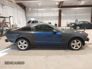 2008 Ford Mustang GT Deluxe with VIN 1ZVHT82H285206346, listed as a IAAI auction lot 41835440 with 116,750 mi miles and . Bid and sale history available at DreamBid. Image 14.