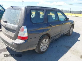 2008 Subaru Forester X with VIN JF1SG63698H719712, listed as a IAAI auction lot 42759868 with 220,311 mi miles and . Bid and sale history available at DreamBid. Image 4.