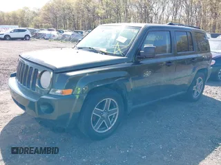 2008 Jeep Patriot Sport with VIN 1J8FT28W18D777032, listed as a IAAI auction lot 42153126 with Not provided miles and . Bid and sale history available at DreamBid. Image 2.