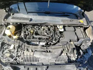 2017 Ford Escape SE with VIN 1FMCU9GD1HUA17713, listed as a Copart auction lot 86840185 with 145,424 mi miles and Salvage title. Bid and sale history available at DreamBid. Image 14.