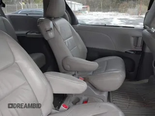 2018 Toyota Sienna XLE Auto Access Seat с VIN 5TDYZ3DC1JS908700, выставлен на аукционе IAAI как лот 41413945 с пробегом 159 340 миль миль и . История ставок и продаж доступна на DreamBid. Изображение 8.