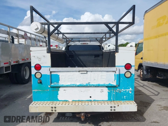 2015 Ford F-250 XLT с VIN 1FT7X2AT2FEA31504, выставлен на аукционе IAAI как лот 42402725 с пробегом 130 273 миль миль и . История ставок и продаж доступна на DreamBid. Изображение 16.