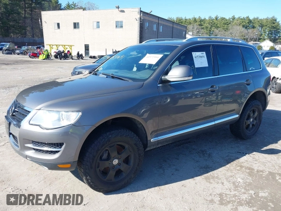 2010 Volkswagen Touareg VR6 with VIN WVGBF7A96AD004069, listed as a IAAI auction lot 41972994 with Not Provided miles and . Bid and sale history available at DreamBid. Image 2.
