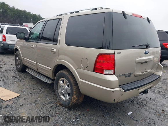 2005 Ford Expedition Limited with VIN 1FMFU19595LA03497, listed as a IAAI auction lot 41415199 with 136,802 mi miles. Bid and sale history available at carsss.com. Image 3.