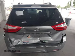 2018 Toyota Sienna LE Auto Access Seat с VIN 5TDKZ3DC4JS942314, выставлен на аукционе IAAI как лот 42230878 с пробегом 245 789 миль миль и . История ставок и продаж доступна на DreamBid. Изображение 16.