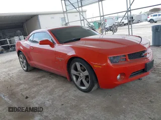 2011 Chevrolet Camaro 1LT с VIN 2G1FB1ED2B9157424, выставлен на аукционе IAAI как лот 42063035 с пробегом 135 796 миль миль и . История ставок и продаж доступна на DreamBid. Изображение 1.