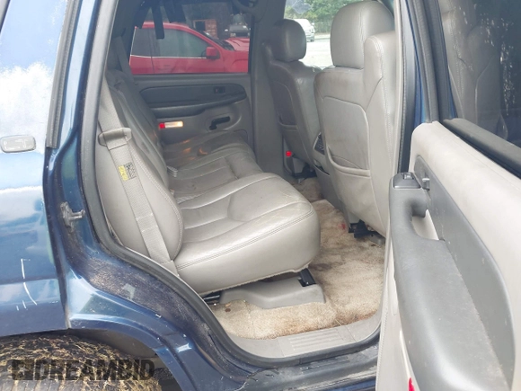 2003 Chevrolet Tahoe LS with VIN 1GNEC13Z13J117508, listed as a IAAI auction lot 42654839 with 270,213 mi miles and . Bid and sale history available at DreamBid. Image 8.