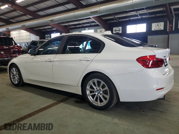 2017 BMW 3 Series 320i xDrive z VIN WBA8E5G50HNU41500, wystawiony jako Copart lot #61642765 z przebiegiem 156 574 mil mil oraz Czysty tytuł • Clean title. Historia ofert i sprzedaży dostępna na DreamBid. Obrazek 2.