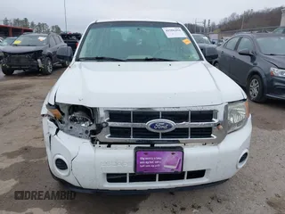 2010 Ford Escape XLS z VIN 1FMCU9C7XAKC89999, wystawiony jako IAAI lot #41506494 z przebiegiem 242 078 mil mil oraz . Historia ofert i sprzedaży dostępna na DreamBid. Obrazek 6.