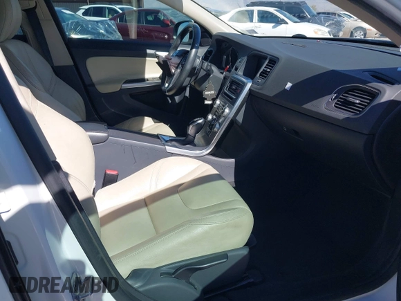 2017 Volvo S60 Dynamic with VIN YV126MFL0H2433845, listed as a IAAI auction lot 41522216 with 76,166 mi miles. Bid and sale history available at carsss.com. Image 5.