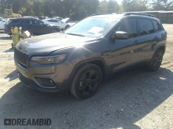 2020 Jeep Cherokee Latitude Plus with VIN 1C4PJLLB7LD581696, listed as a IAAI auction lot 40094839 with 55,576 mi miles. Bid and sale history available at carsss.com. Image 17.