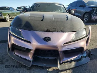 2021 Toyota GR Supra 3.0 with VIN WZ1DB0C07MW043083, listed as a Copart auction lot 83678084 with 35,289 mi miles and Salvage Title. Bid and sale history available at carsss.com. Image 5.