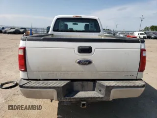2015 Ford F-250 XLT with VIN 1FT7X2B64FEC27503, listed as a Copart auction lot 60558045 with 193,707 mi miles and Salvage title. Bid and sale history available at DreamBid. Image 6.