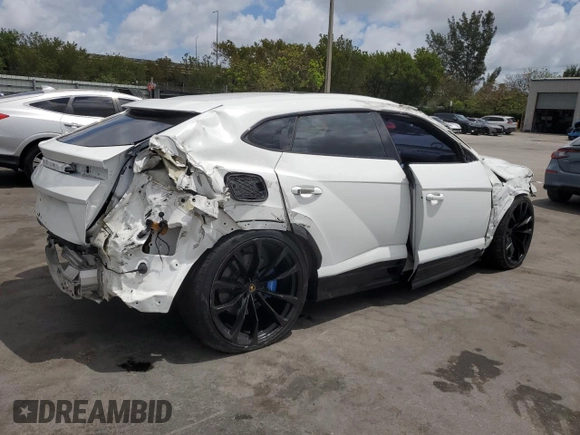 2019 Lamborghini Urus z VIN ZPBUA1ZL1KLA01041, wystawiony jako Copart lot #56124235 z przebiegiem Nie podano mil oraz Tytuł czysty. Historia ofert i sprzedaży dostępna na DreamBid. Obrazek 3.