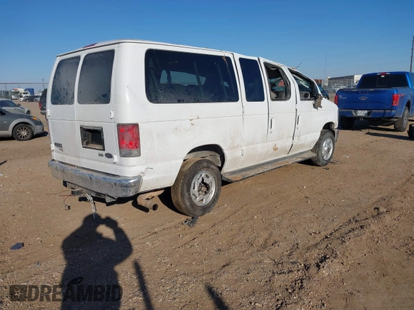 2014 Ford Econoline Passenger XL with VIN 1FBNE3BL1EDA97830, listed as a IAAI auction lot 41633760 with 100,953 mi miles. Bid and sale history available at carsss.com. Image 4.