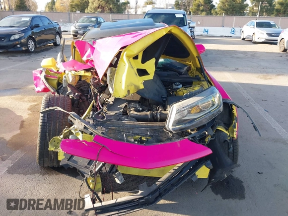 2018 Chevrolet Camaro 1LT z VIN 1G1FB1RS9J0124311, wystawiony jako IAAI lot #41399583 z przebiegiem Nie podano mil oraz . Historia ofert i sprzedaży dostępna na DreamBid. Obrazek 12.