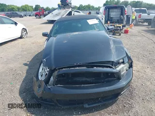 2013 Ford Mustang V6 with VIN 1ZVBP8EM7D5205089, listed as a IAAI auction lot 42418475 with 236,545 mi miles and . Bid and sale history available at DreamBid. Image 13.