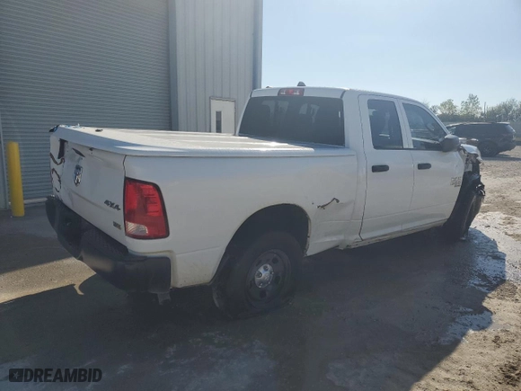 2019 Ram 1500 Classic Express with VIN 1C6RR7FG1KS540739, listed as a Copart auction lot 68772504 with 182,817 mi miles and Clean Title. Bid and sale history available at carsss.com. Image 3.