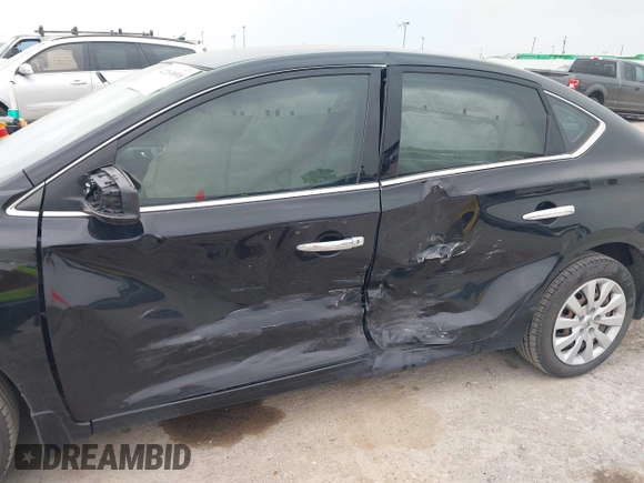 2018 Nissan Sentra SV z VIN 3N1AB7AP9JY341894, wystawiony jako IAAI lot #42269898 z przebiegiem 72 498 mil mil oraz . Historia ofert i sprzedaży dostępna na DreamBid. Obrazek 6.