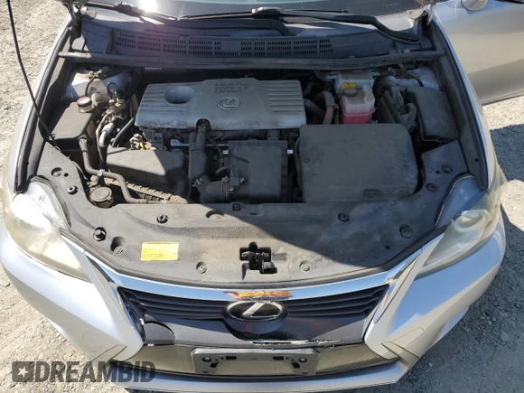 2014 Lexus CT 200h z VIN JTHKD5BH0E2194200, wystawiony jako Copart lot #58271635 z przebiegiem 178 791 mil mil oraz Szkody całkowita. Historia ofert i sprzedaży dostępna na DreamBid. Obrazek 11.