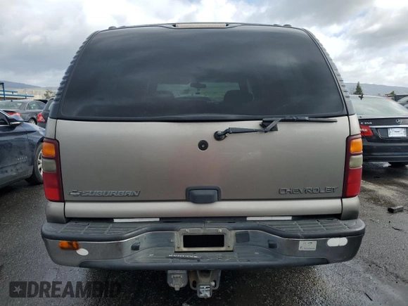 2002 Chevrolet Suburban LS with VIN 1GNEC16T52J182139, listed as a Copart auction lot 45413545 with 447,067 mi miles and Salvage Title. Bid and sale history available at carsss.com. Image 6.