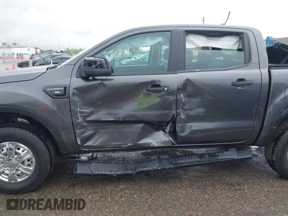 2019 Ford Ranger XL z VIN 1FTER4FH7KLB21674, wystawiony jako IAAI lot #42115937 z przebiegiem 43 912 mil mil oraz . Historia ofert i sprzedaży dostępna na DreamBid. Obrazek 6.