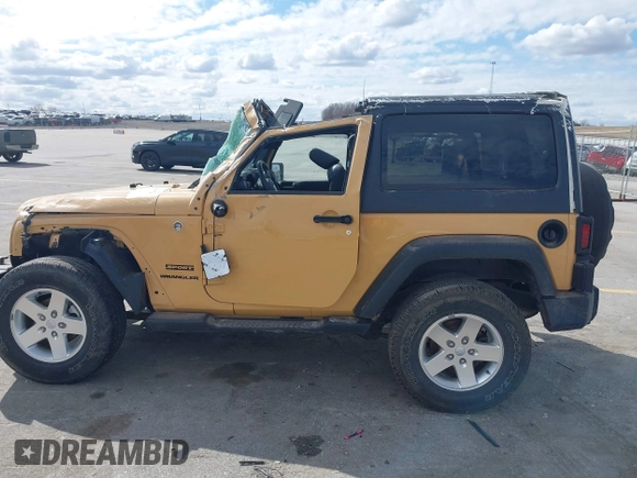 2013 Jeep Wrangler Sport with VIN 1C4AJWAG4DL617356, listed as a IAAI auction lot 41860570 with 30,331 mi miles and . Bid and sale history available at carsss.com. Image 14.