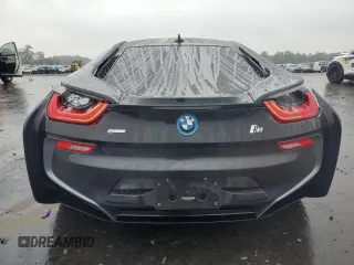 2016 BMW i8 z VIN WBY2Z2C50GV674727, wystawiony jako Copart lot #73131834 z przebiegiem 60 860 mil mil oraz Szkoda całkowita • Salvage title. Historia ofert i sprzedaży dostępna na DreamBid. Obrazek 6.