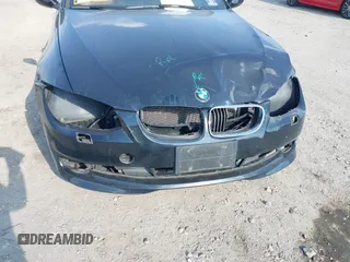 2013 BMW 3 Series 328i z VIN WBADW7C5XDE732643, wystawiony jako IAAI lot #41665789 z przebiegiem Nie podano mil oraz . Historia ofert i sprzedaży dostępna na DreamBid. Obrazek 6.