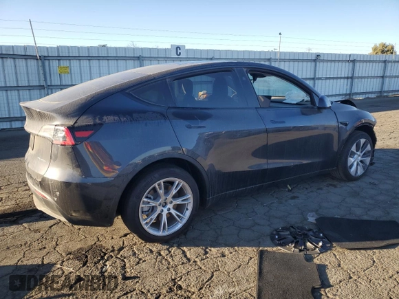 2024 Tesla Model Y Long Range с VIN 7SAYGDEE3RF008119, выставлен на аукционе Copart как лот 76385264 с пробегом 2 918 миль миль и Списание • Salvage title. История ставок и продаж доступна на DreamBid. Изображение 3.