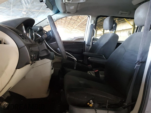 2016 Dodge Grand Caravan SE Plus z VIN 2C4RDGBGXGR322112, wystawiony jako Copart lot #53401285 z przebiegiem 193 940 mil mil oraz Czysty tytuł • Clean title. Historia ofert i sprzedaży dostępna na DreamBid. Obrazek 7.