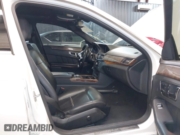 2011 Mercedes-Benz E 350 Luxury с VIN WDDHF8HBXBA480766, выставлен на аукционе IAAI как лот 42568278 с пробегом 127 584 миль миль и . История ставок и продаж доступна на DreamBid. Изображение 5.