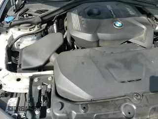 2017 BMW 3 Series 330i z VIN WBA8B9G39HNU56687, wystawiony jako Copart lot #68380785 z przebiegiem 130 475 mil mil oraz Szkoda całkowita • Salvage title. Historia ofert i sprzedaży dostępna na DreamBid. Obrazek 15.