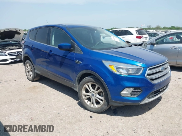 2017 Ford Escape SE with VIN 1FMCU0GD0HUE76422, listed as a IAAI auction lot 42023082 with 216,050 mi miles. Bid and sale history available at carsss.com. Image 1.