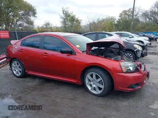 2010 Mitsubishi Galant ES z VIN 4A32B3FF9AE004808, wystawiony jako IAAI lot #40752788 z przebiegiem 163 032 mil mil oraz . Historia ofert i sprzedaży dostępna na DreamBid. Obrazek 14.