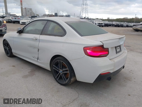 2018 BMW 2 Series M240i with VIN WBA2J5C55JVB27826, listed as a IAAI auction lot 40183646 with 46,436 mi miles. Bid and sale history available at carsss.com. Image 3.