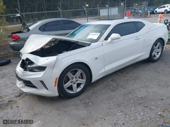 2016 Chevrolet Camaro 2LT with VIN 1G1FD1RS1G0190984, listed as a IAAI auction lot 41315669 with 88,561 mi miles. Bid and sale history available at carsss.com. Image 18.