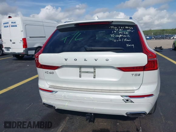2019 Volvo XC60 Inscription с VIN LYV102DL9KB298767, выставлен на аукционе IAAI как лот 42491133 с пробегом 26 507 миль миль и . История ставок и продаж доступна на DreamBid. Изображение 16.